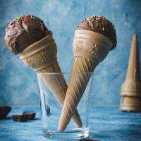 Chocolate Ice Cream 2048