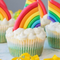 Rainbow Cupcakes 2048